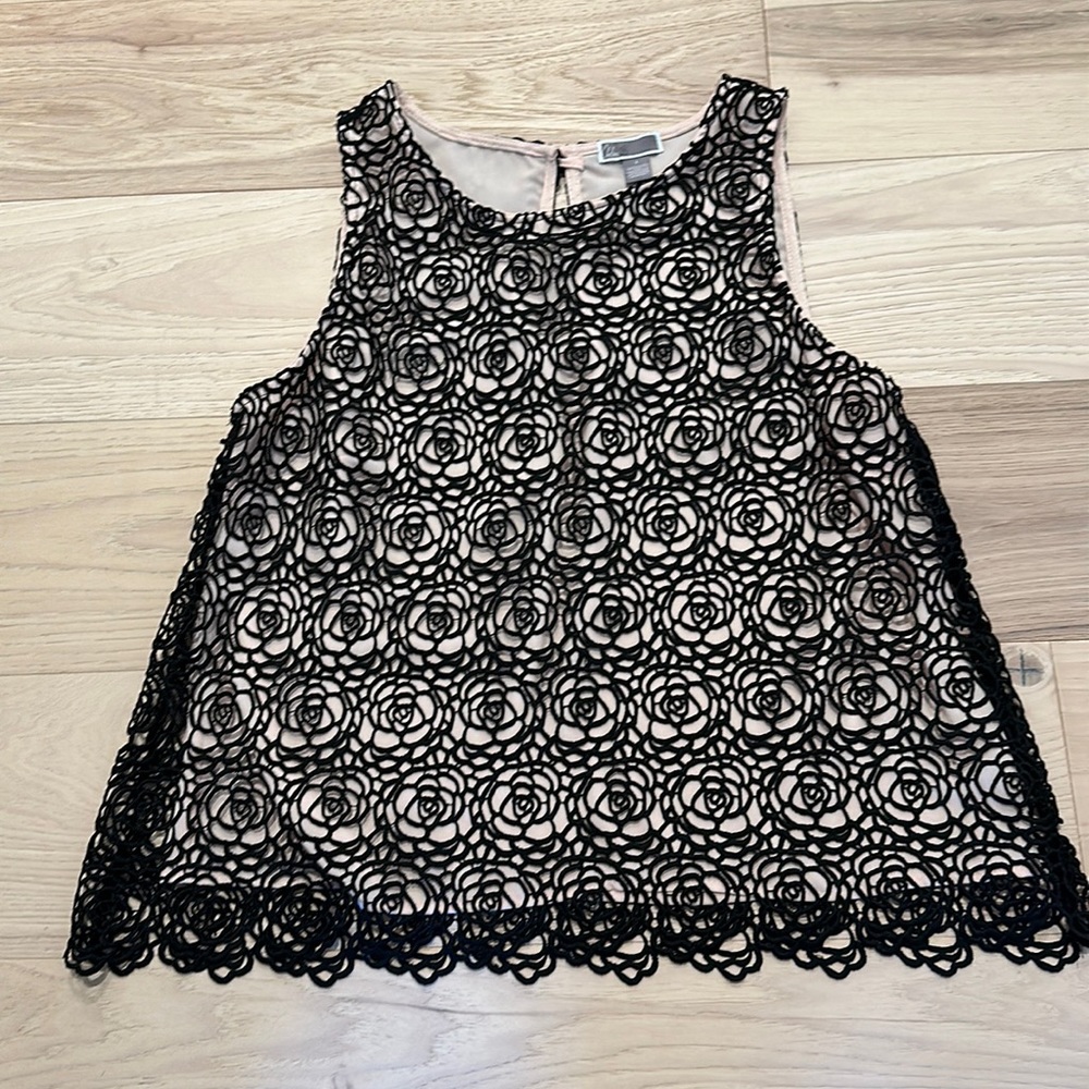 EUC Chelsea 28 Rose Lace Tank Top